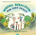 Rodzina Robaczków robi sobie zdjęcie - Polish Bookstore USA