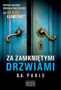 Za zamkniętymi drzwiami Wielkie Litery  